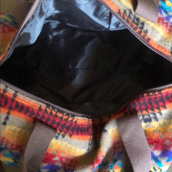 Pendleton Duffle - Picture 4 of 4